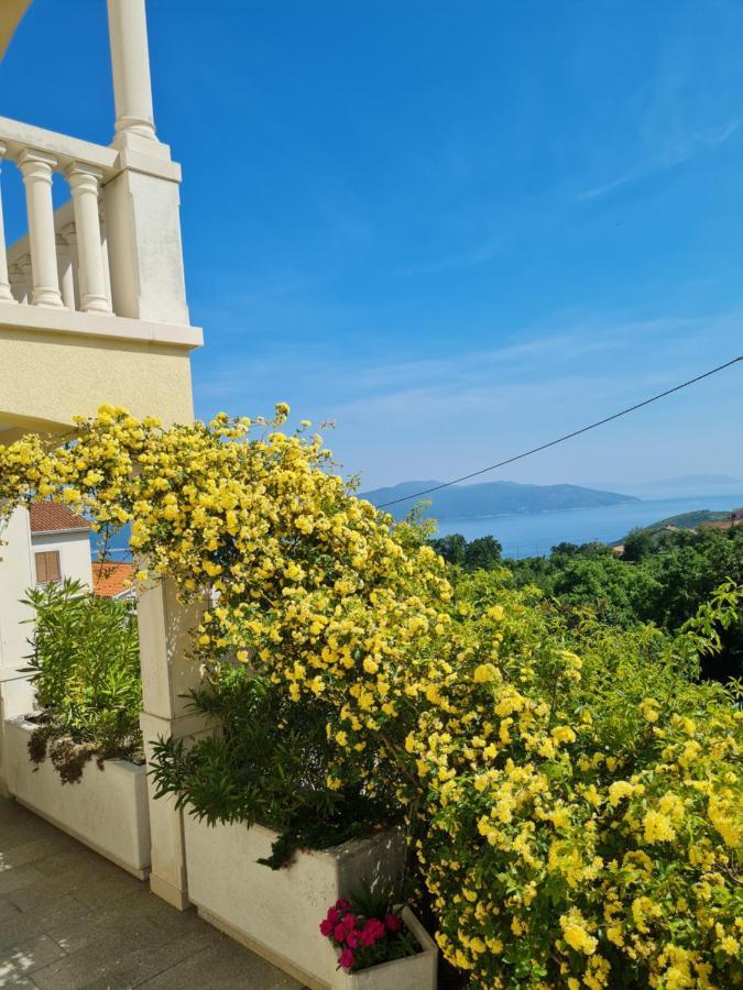 Apartman En Moscenicka Draga Exterior foto